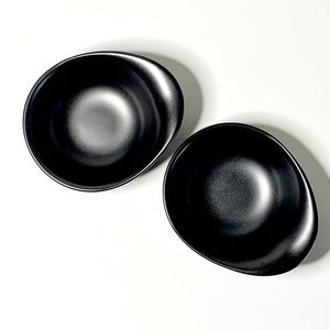 BLACK CERAMIC BOWLS